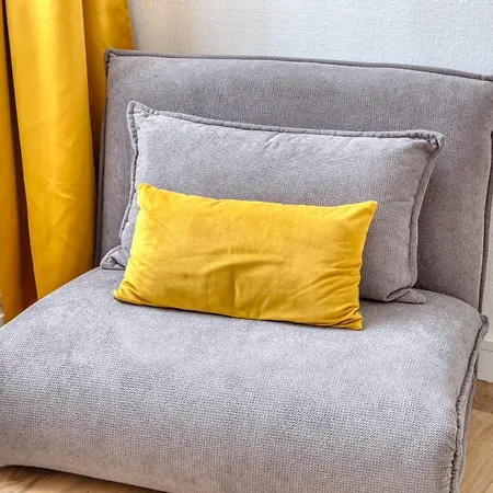 Urszula Proche Du Vieux Marché *